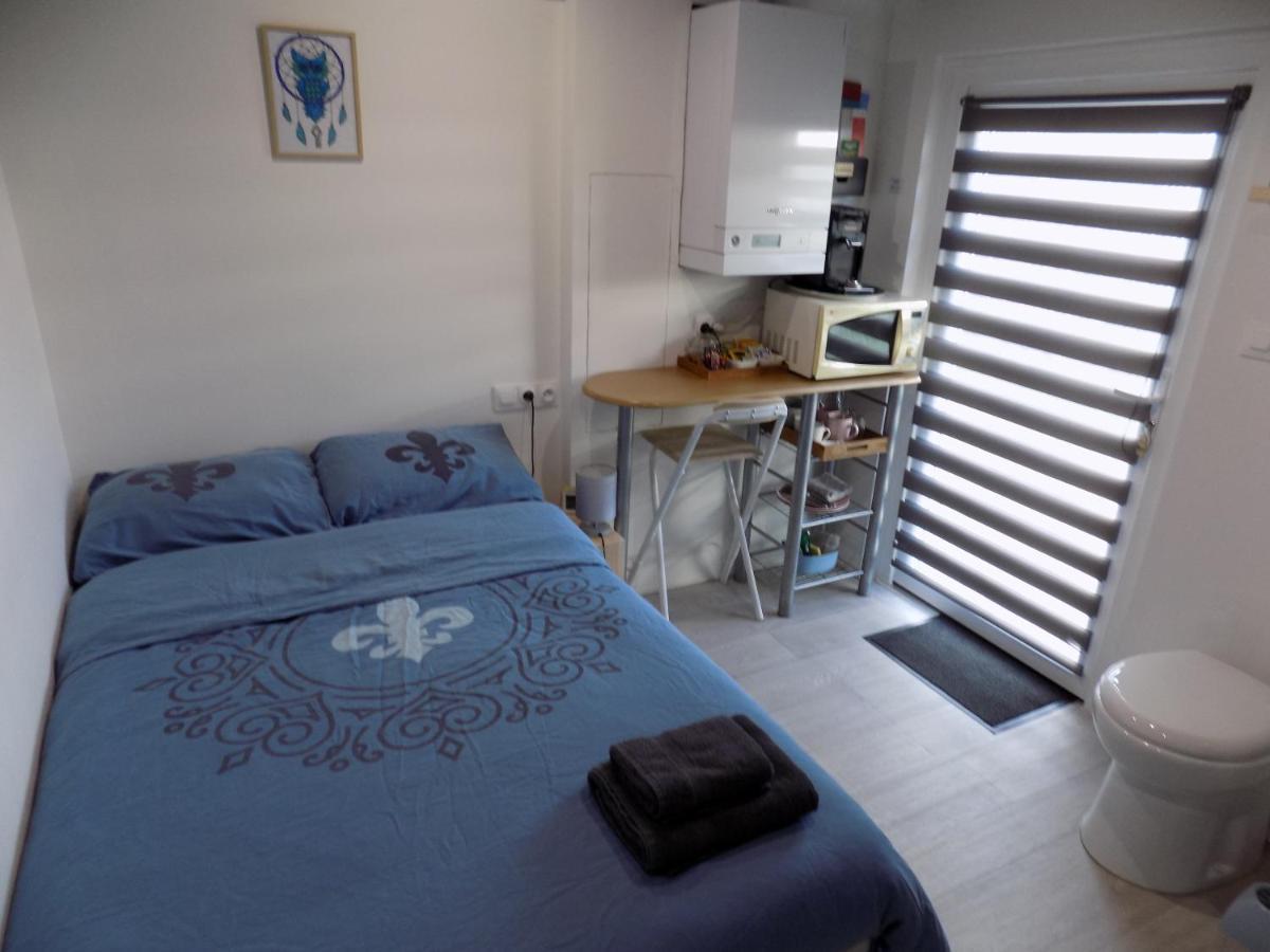 אלבי Petite Chambre Tout Confort Acces Independant מראה חיצוני תמונה